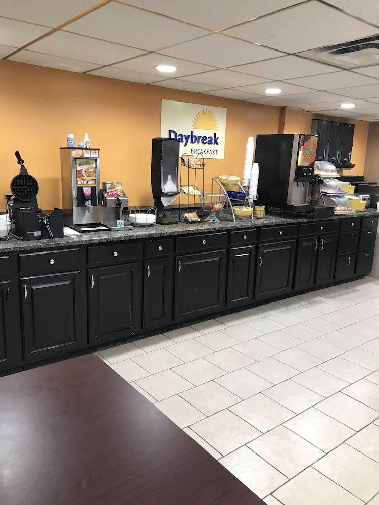 赖特堡/辛辛那提地区戴斯酒店 Fort Wright 外观 照片